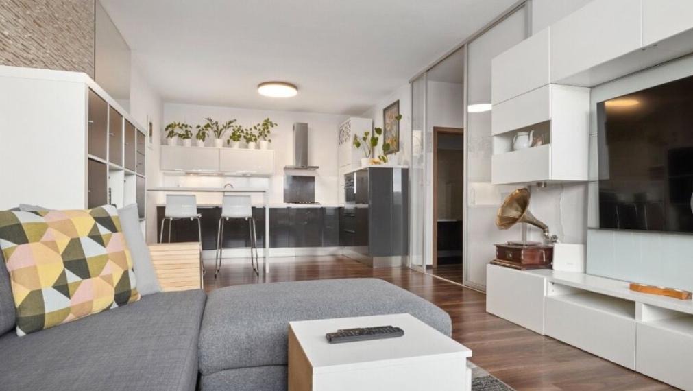 Na prenájom - 2i byt, ul.Pri strelnici, Bratislava III TOP