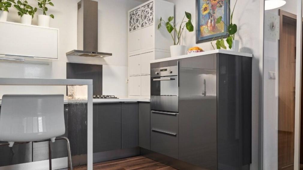 Na prenájom - 2i byt, ul.Pri strelnici, Bratislava III TOP