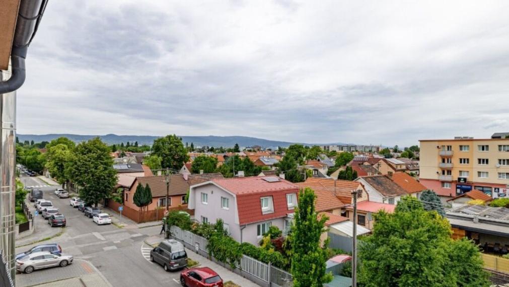 Na prenájom - 2i byt, ul.Pri strelnici, Bratislava III TOP