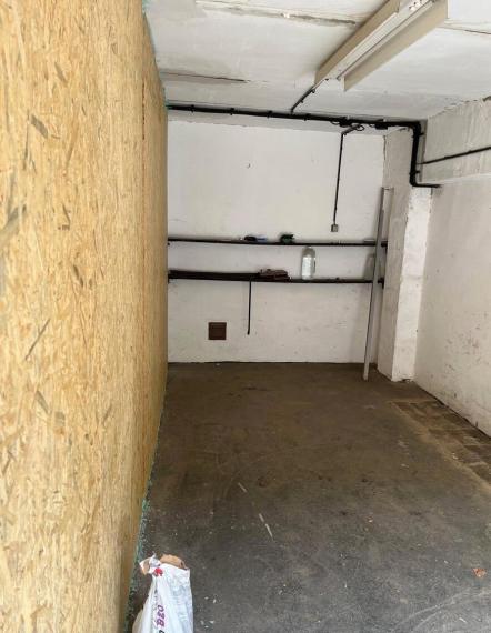 Na predaj garáž na Rajčianskej ulici vo Vrakuni