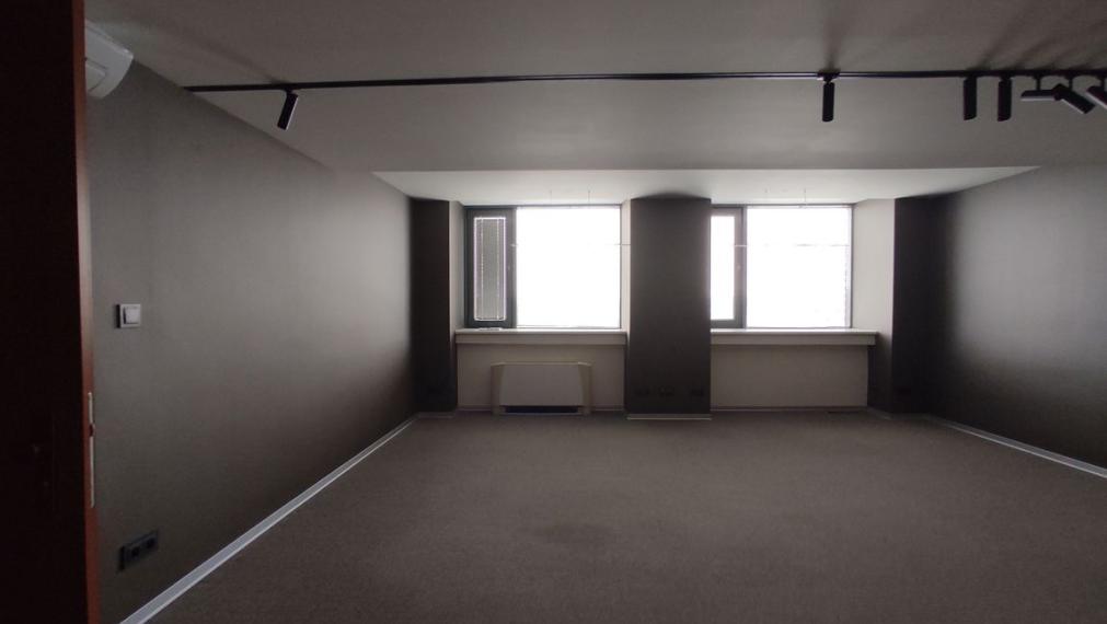 Kancelárie 54m2 v hoteli Aston, Bajkalská