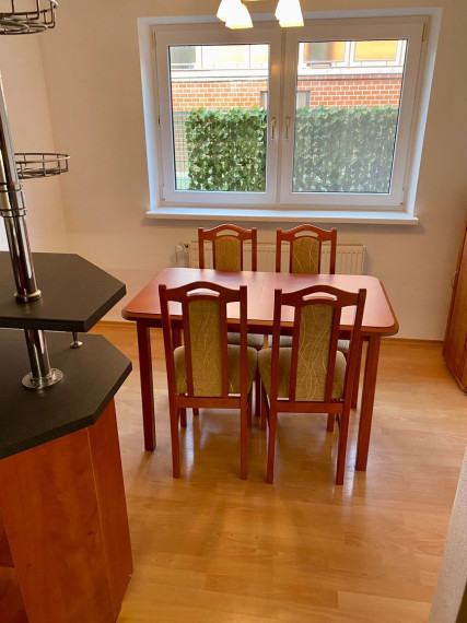 Na prenájom - 4i dom, ul. Pútnická, Záhorská Bystrica TOP