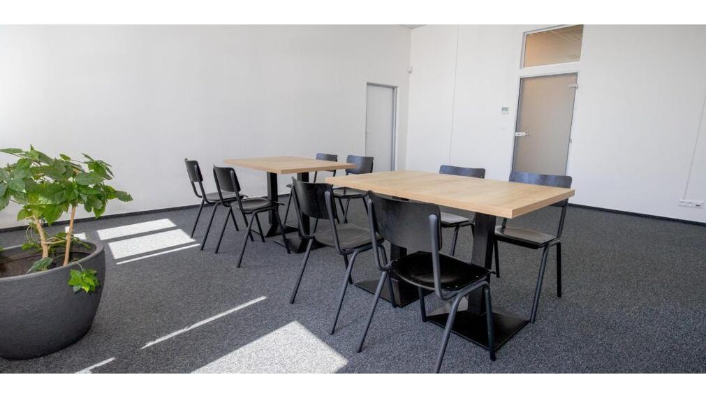 Kancelárie pri ceste do Pezinka na prenájom, Rybničná-Vajnory