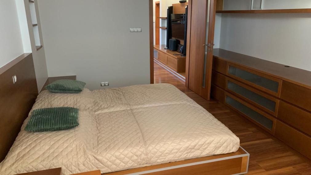 Na prenájom 2-izbový byt po kompletnej rekonštrukcii TOP