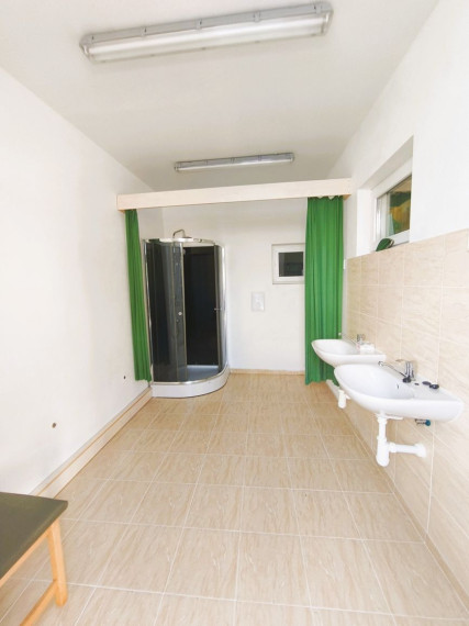 Nebytový priestor na prenájom 236 m2 – Dúbravka