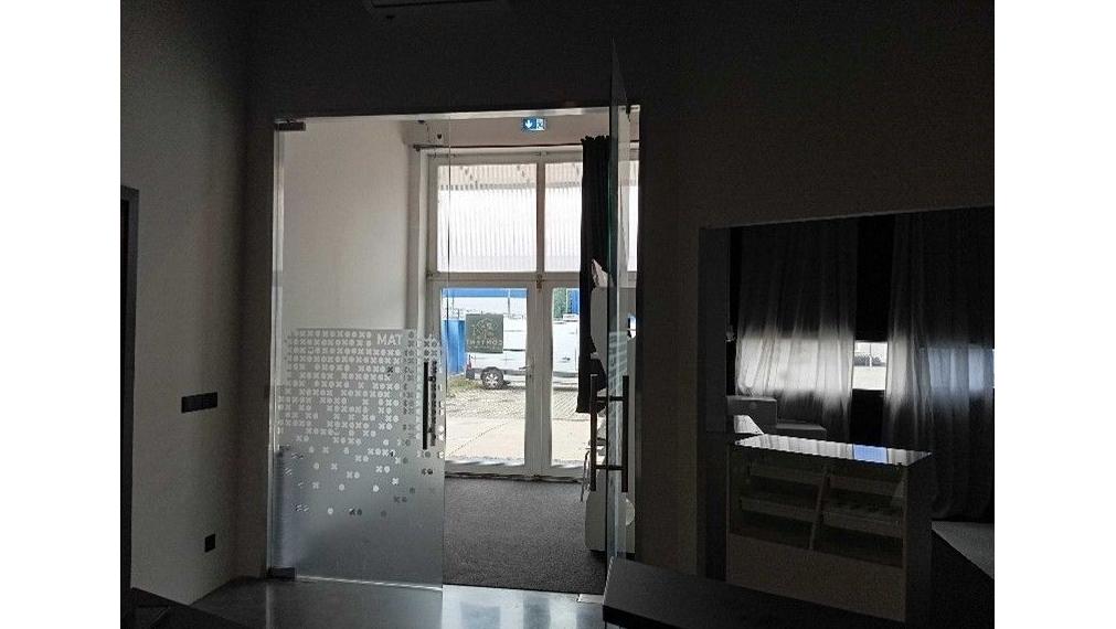 Na prenájom - komerčný priestor, ul. Stará Vajnorská, Bratislava III