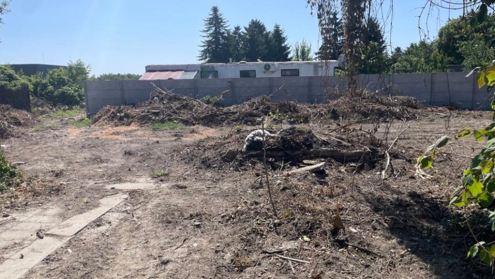 Na predaj - pozemok, Pod gaštanmi, Bratislava II