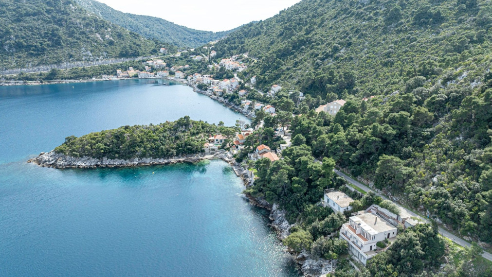 Mljet – dom so súkromím a pozemkami v prírode