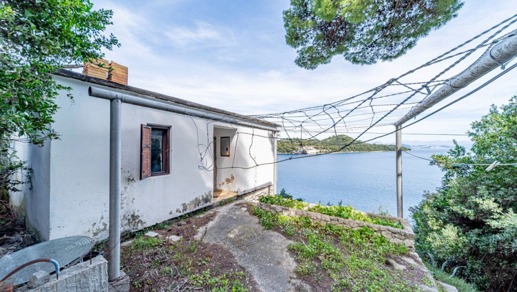 Mljet – dom so súkromím a pozemkami v prírode