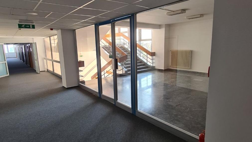 Na prenájom - Kancelársky priestor 17m2, ul.  Bárdošova, Bratislava III