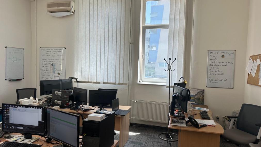 Priestor 168m2 na vyvýšenom prízemí v blízkosti Klientskeho centra, Bratislava II