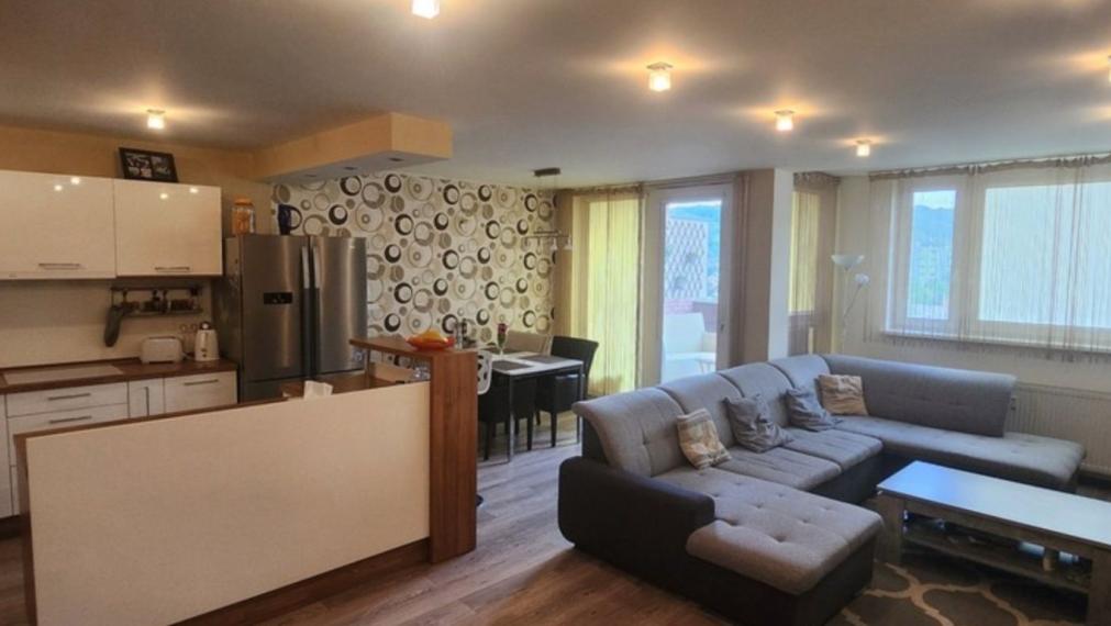 Predaj zariadeného mezonetu - Bratislava IV, Saratovská