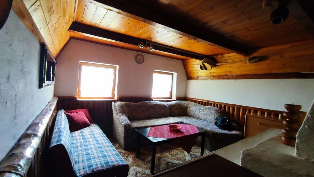 Chata v nádhernom prostredí iba 12 km od Malaciek