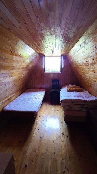 Chata v nádhernom prostredí iba 12 km od Malaciek