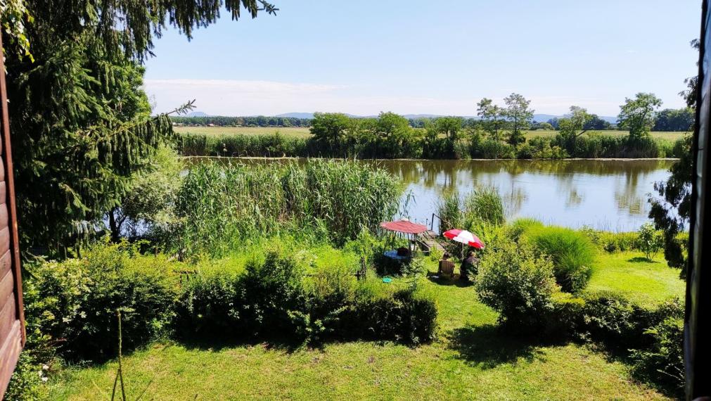 Chata v nádhernom prostredí iba 12 km od Malaciek