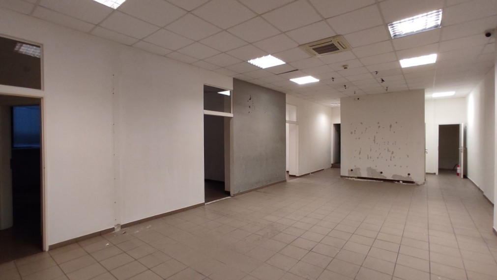 Priestor 300m2 so ZDRAVOTNÍCKYM ŠTANDARDOM, Hotel Bratislava