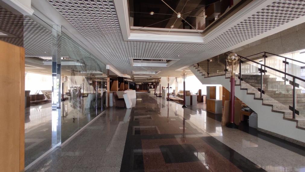 3.000m2 kongresová sála, lobby, kuchyňa, jedáleň a príslušenstvo na prenájom, Bajkalská