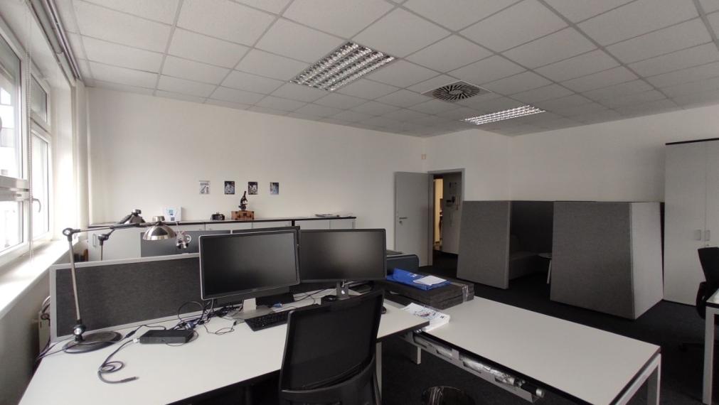 Administratívny celok 4 kancelárií 200m2, s terasou a parkovaním, Račianska ulica, BA3