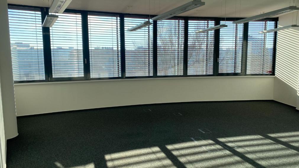 Priestory vhodné na jógu, pilates či telocvičňu v blízkosti ŽST Petržalka