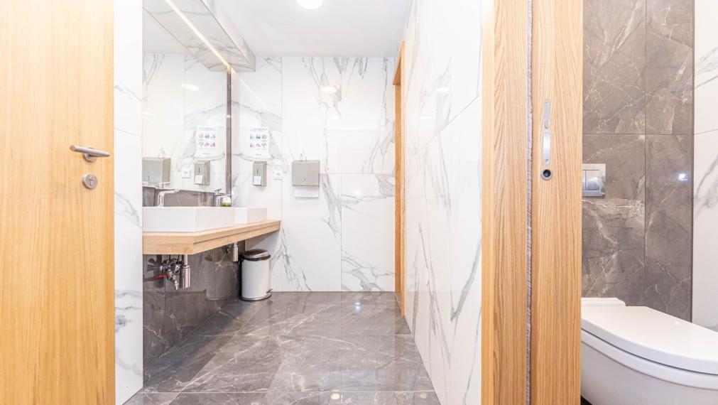 Priestory vhodné na jógu, pilates či telocvičňu v blízkosti ŽST Petržalka