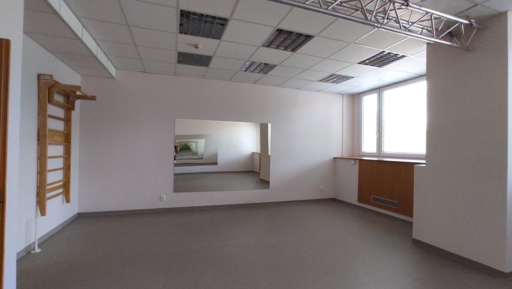 Priestory vhodné na fyzio, masáže, kliniku s parkovaním na Bajkalskej ulici, BAII, 394m2