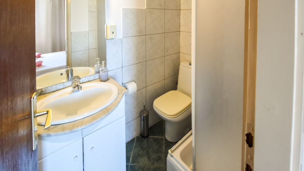 Priestranný dom s výhľadom na more, atraktívna lokalita, Splitska, ostrov Brač