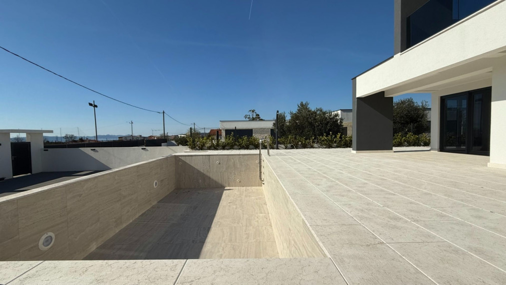 Moderný dom v pokojnom prostredí, Debeljak, Sukošan, 230 m², dom A