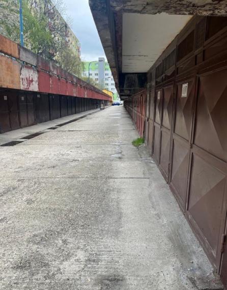 Garáž 13m2 na Bebravskej ulici BA II PREDAJ