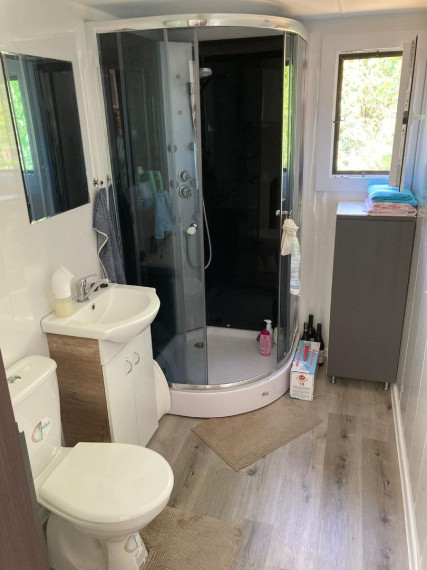 Na predaj pozemok s rekreačnou chalupou