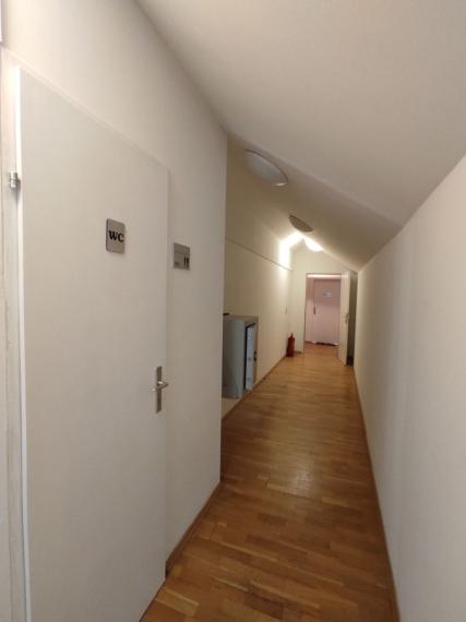 Kancelársky celok v reprezentatívnom historickom objekte v centre, 125 m2