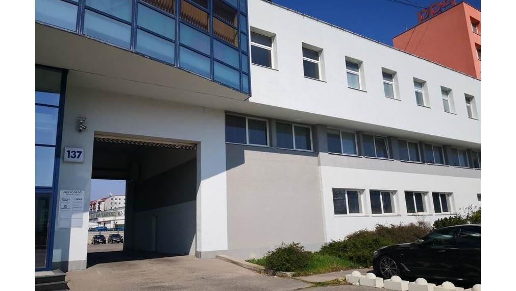 Skladové a kancelárske priestory na Vajnorskej ulici na prenájom, Bratislava III TOP