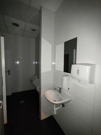 Obchodné priestory v Apollo BC 2, Prievozská-Ružinov