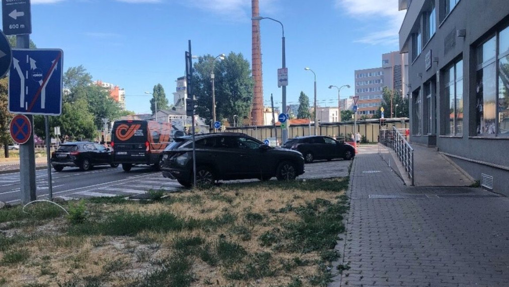 Parkovacie miesto na predaj - ul. Miletičova, Bratislava II