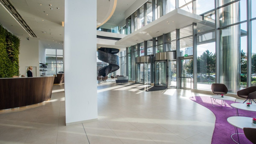 Kancelárske priestory vysokého štandardu MYHIVE Tower, Vajnorská, POLUS/VIVO