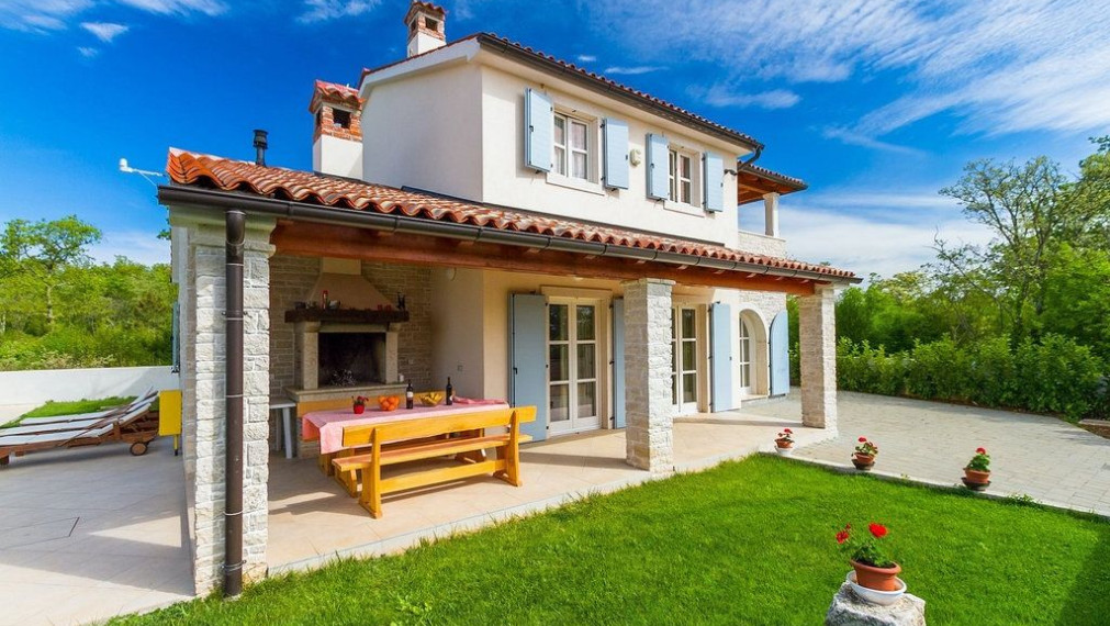 Vila v pokojnom prostredí nad zálivom Raška