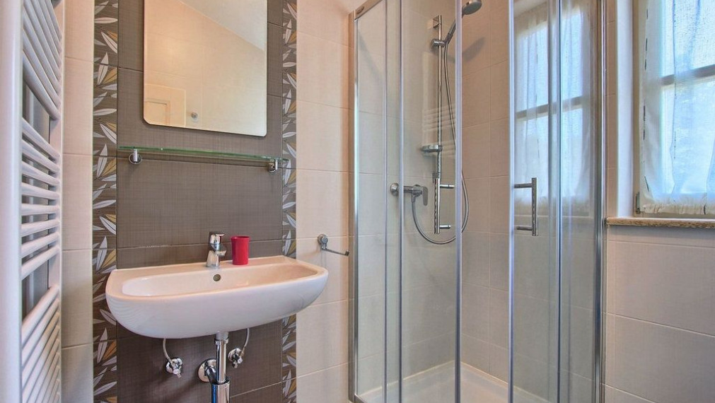 Vila v pokojnom prostredí nad zálivom Raška