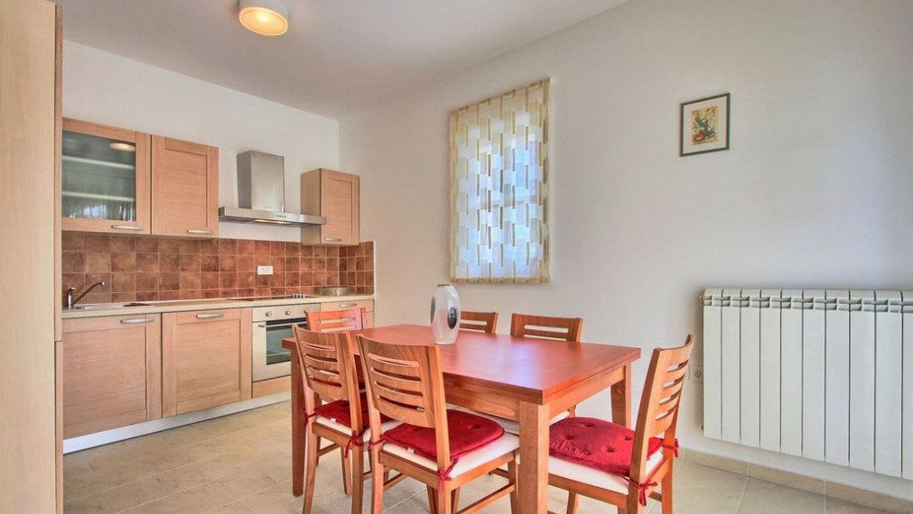 Vila v pokojnom prostredí nad zálivom Raška