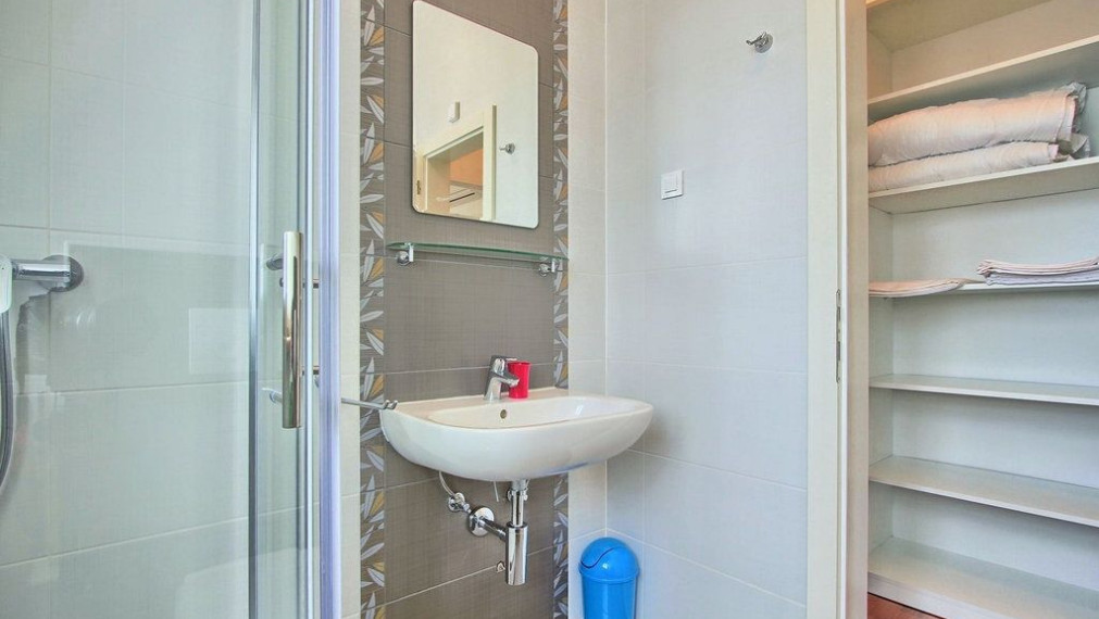 Vila v pokojnom prostredí nad zálivom Raška