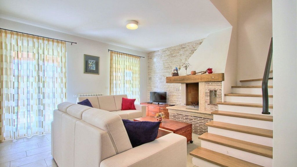 Vila v pokojnom prostredí nad zálivom Raška