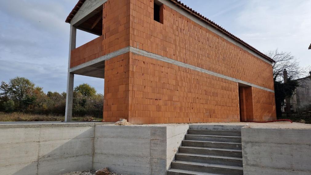 Pokojný istrijský dom na predaj: Ideálna investícia alebo dovolenkový únik