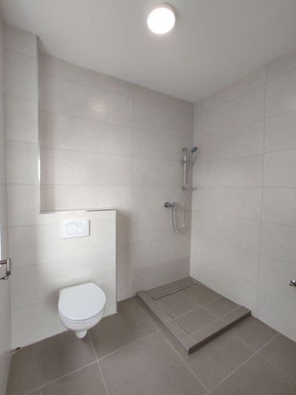 BEZ PROVIZIE Rodinný dom vhodný na administratívu Podunajské Biskupice