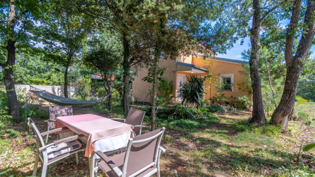 Dom vo Valture len 1 km od mora na predaj