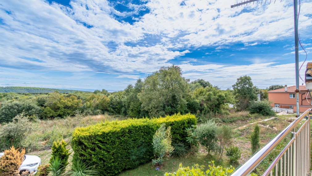 Dom vo Valture len 1 km od mora na predaj