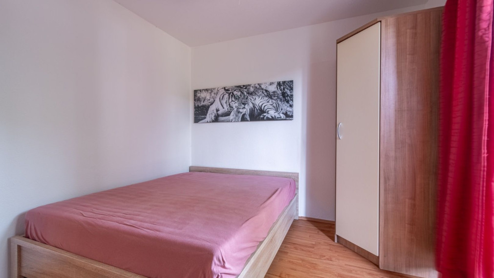 Dom vo Valture len 1 km od mora na predaj