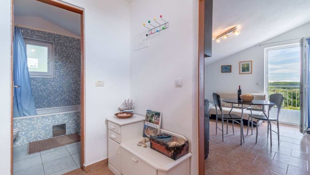 Dom vo Valture len 1 km od mora na predaj