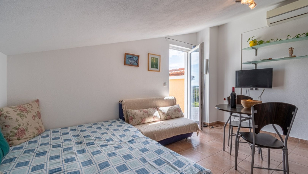 Dom vo Valture len 1 km od mora na predaj