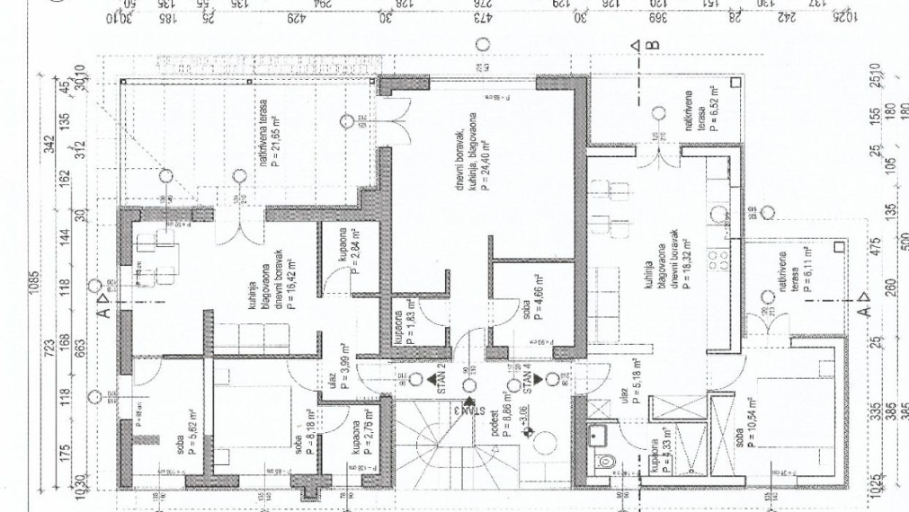 Novozrekonštruovaný dom 287 m², 6 apartmánov, 100 m od mora, Zaton, Zadar