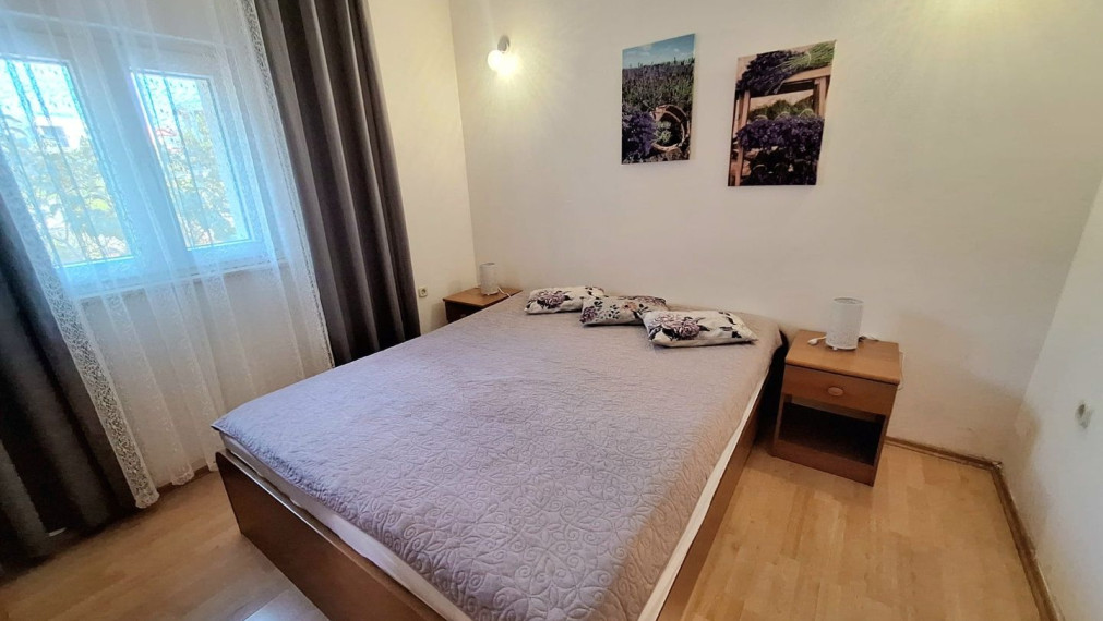 Dom v zátoke Lozica na predaj