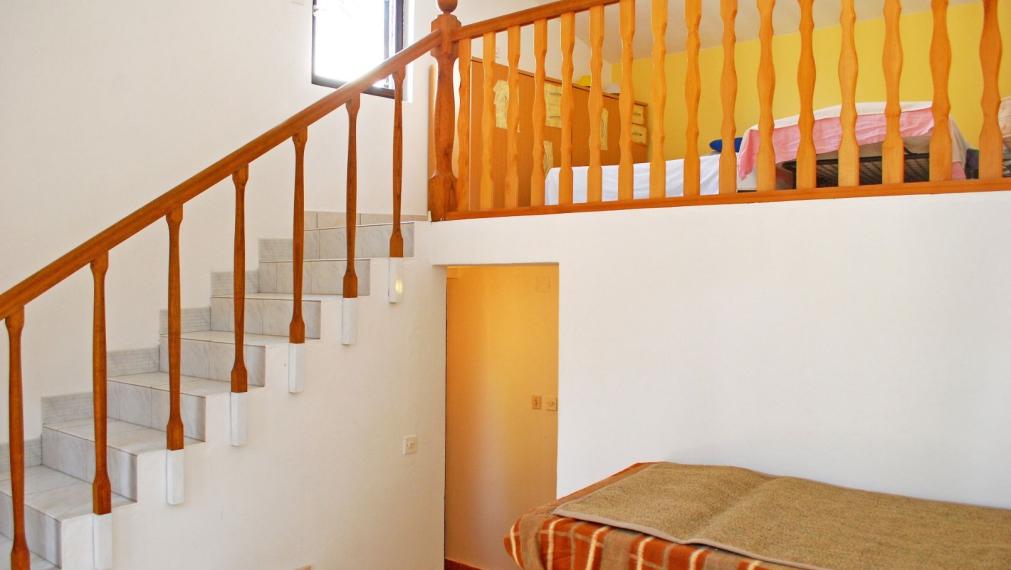 Pôvabný dom s dvomi terasami v srdci Visu, blízko pláže