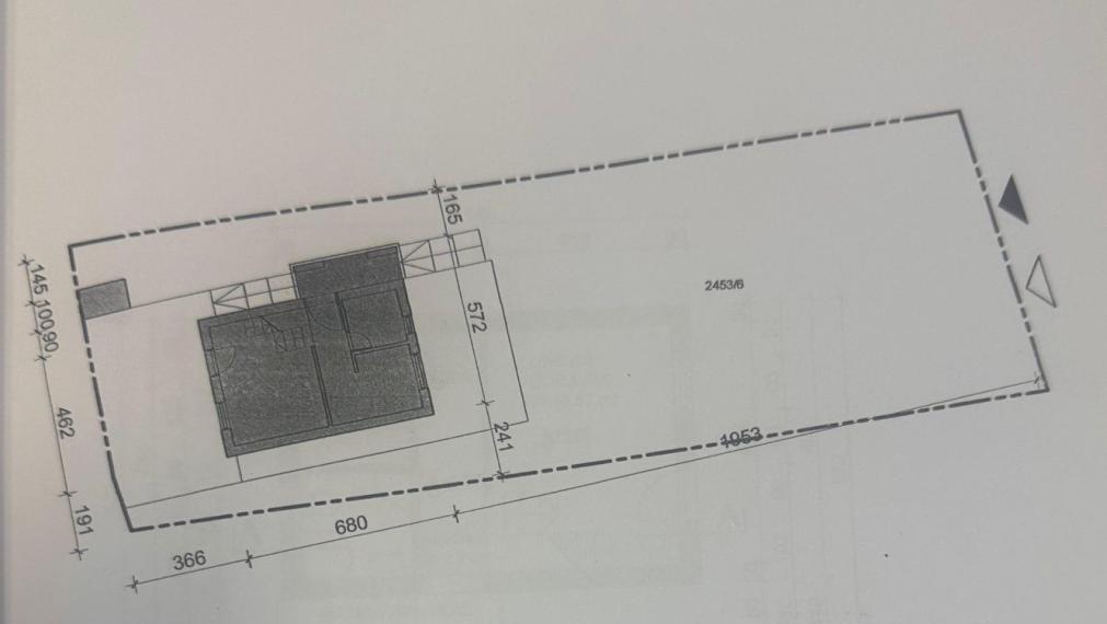 Pôvabný dom s dvomi terasami v srdci Visu, blízko pláže